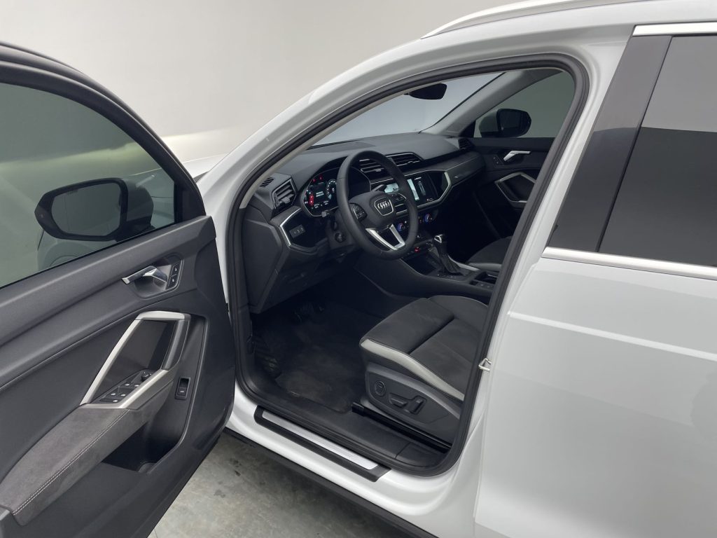 Audi Q3 2022 года 35 TFSI Progressive Dynamic - Huishida Trading