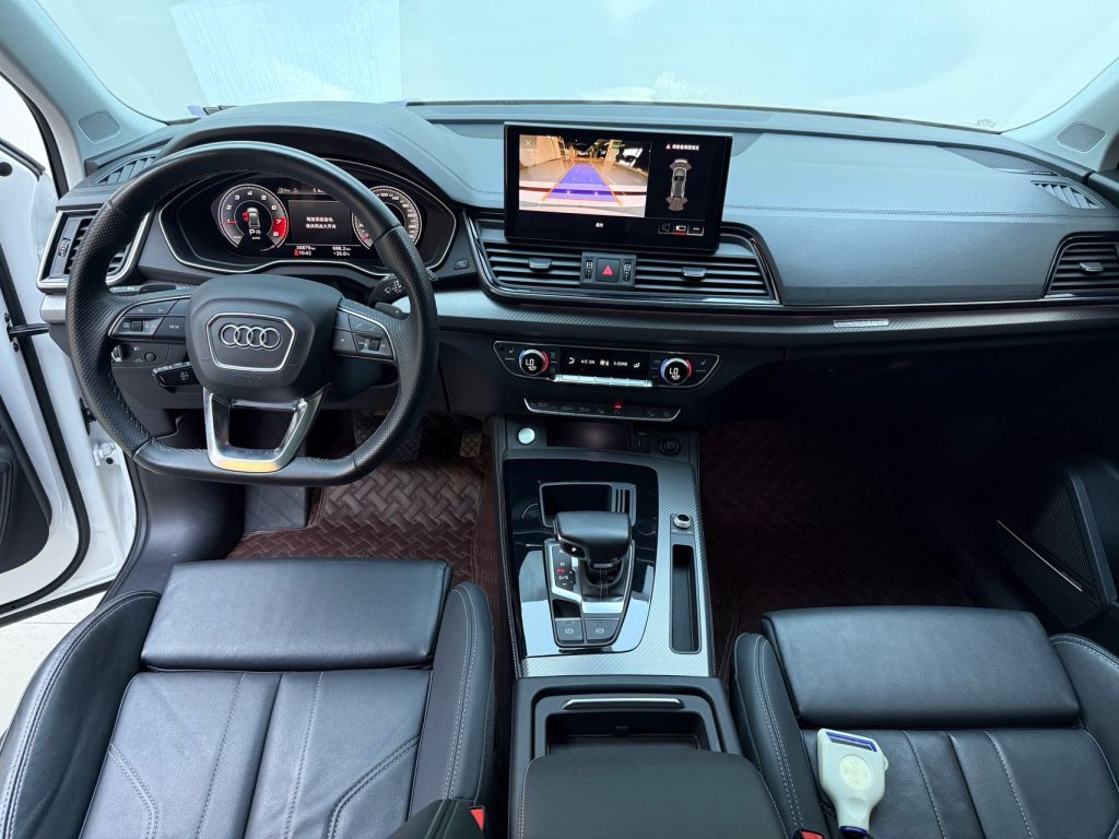 Audi Q5L 2021 45 TFSI Luxury Dynamic Edition - Huishida Trading