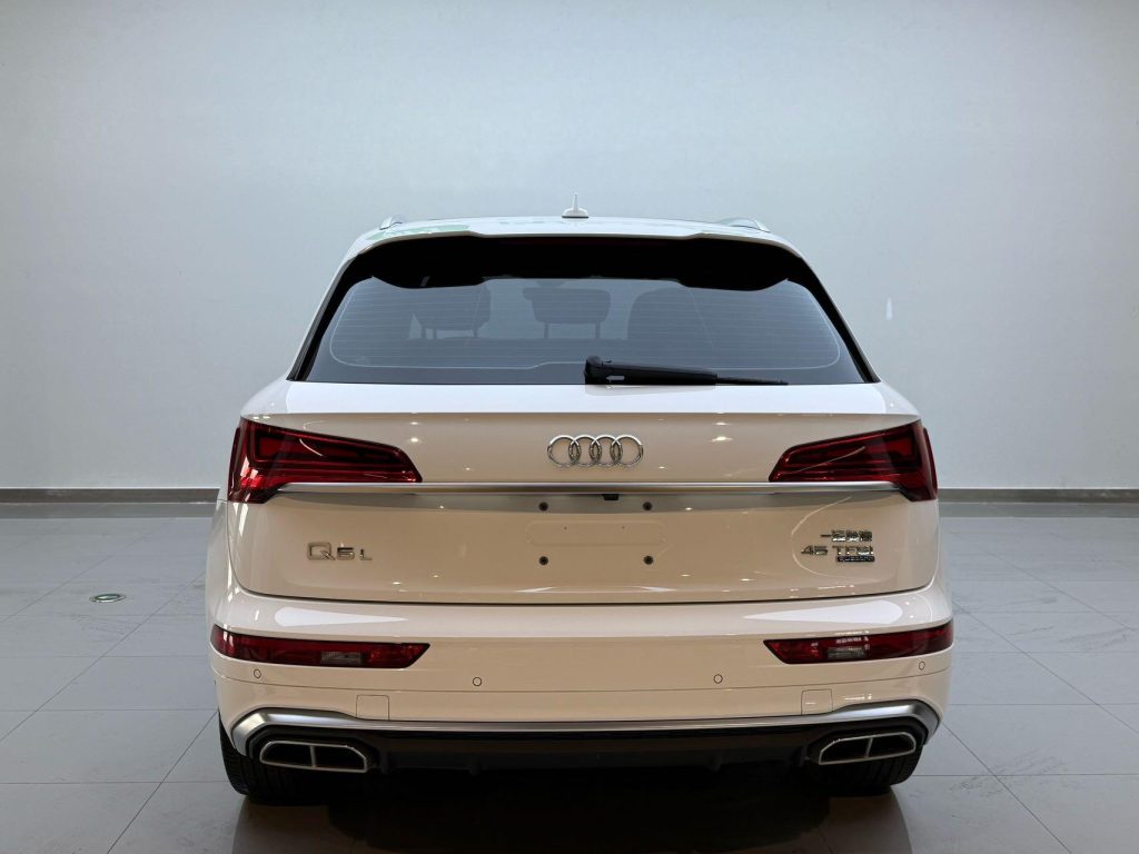 Audi Q5L 2021 45 TFSI Luxury Dynamic Edition - Huishida Trading