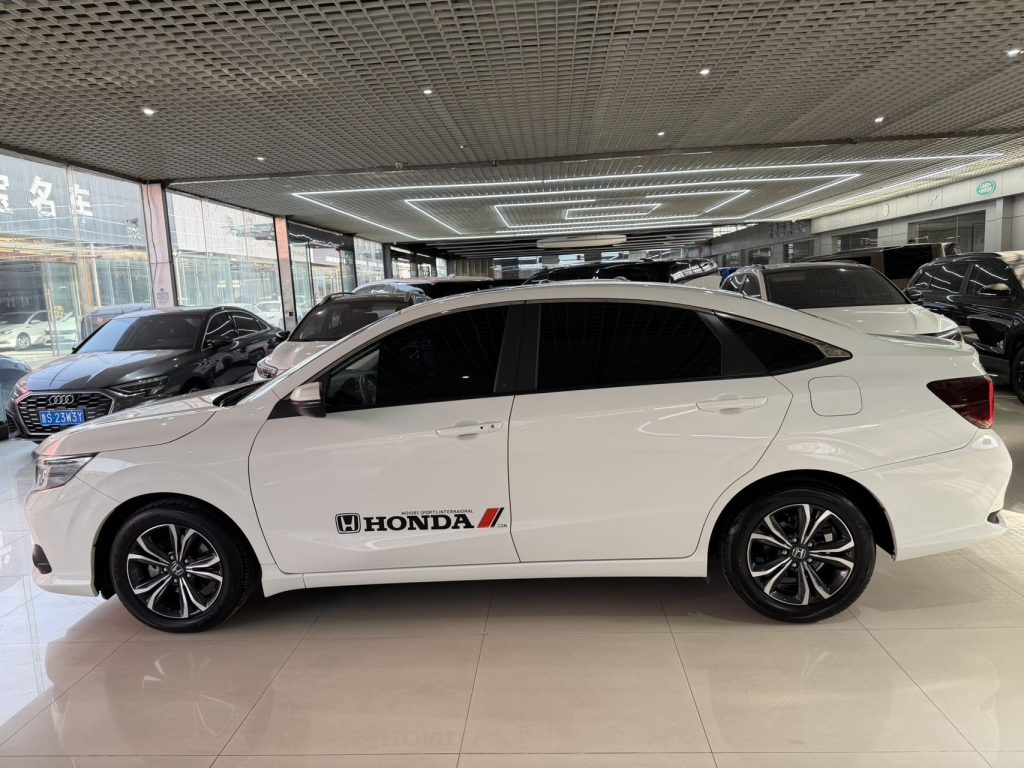 Honda CRIDER 2022 180Turbo CVT Luxury Edition - Huishida Trading