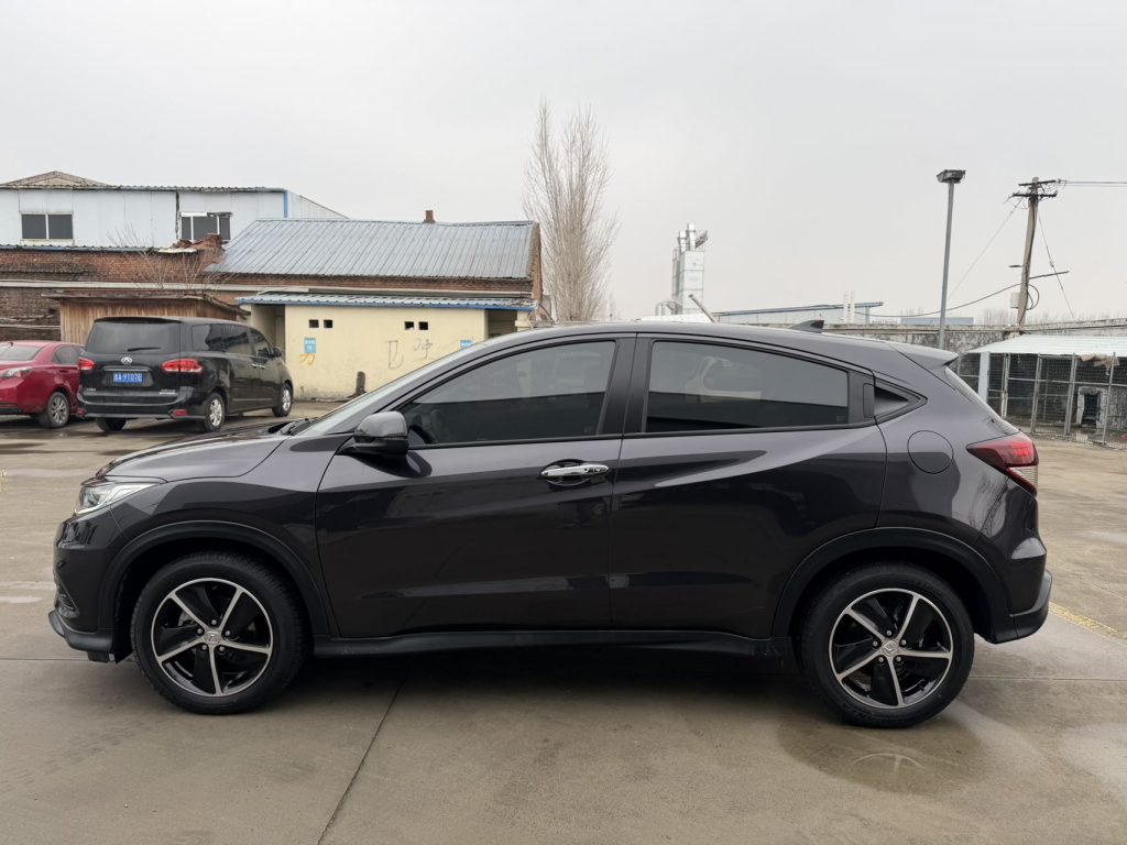 Honda Vezel 2020 1,5 л CVT Luxury Edition - Huishida Trading