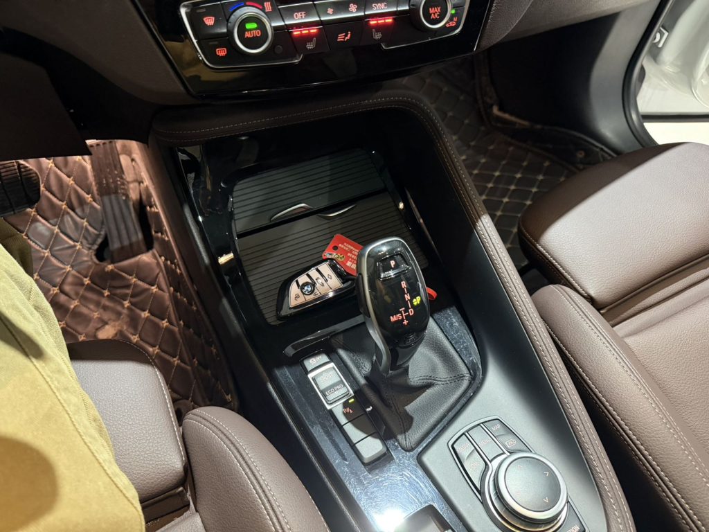 BMW X1 2022 sDrive20Li Luxury Edition - Huishida Trading