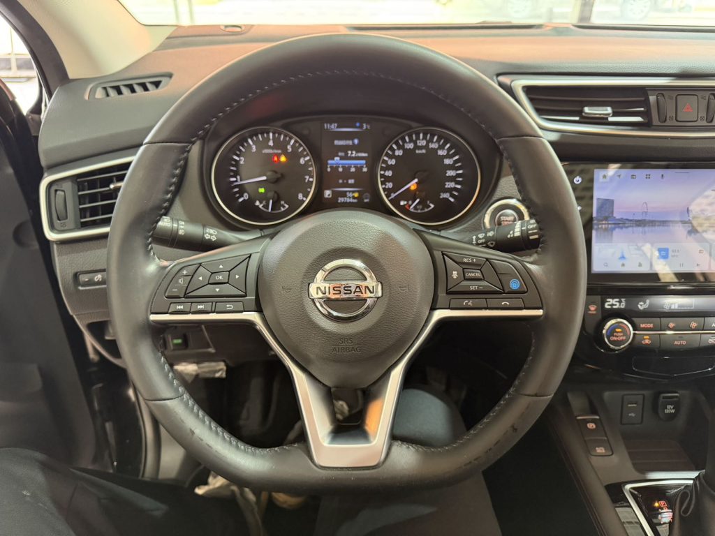 Nissan Qashqai 2022 2.0L CVT XV Premium Pro Luxury Navigation Edition - Huishida Trading