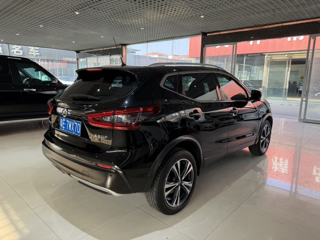 Nissan Qashqai 2022 2.0L CVT XV Premium Pro Luxury Navigation Edition - Huishida Trading