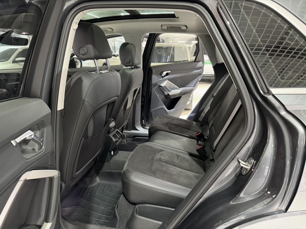 Audi Q3 2022 35TFSI Sportline - Huishida Trading