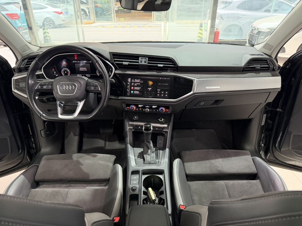 Audi Q3 2022 35TFSI Sportline - Huishida Trading