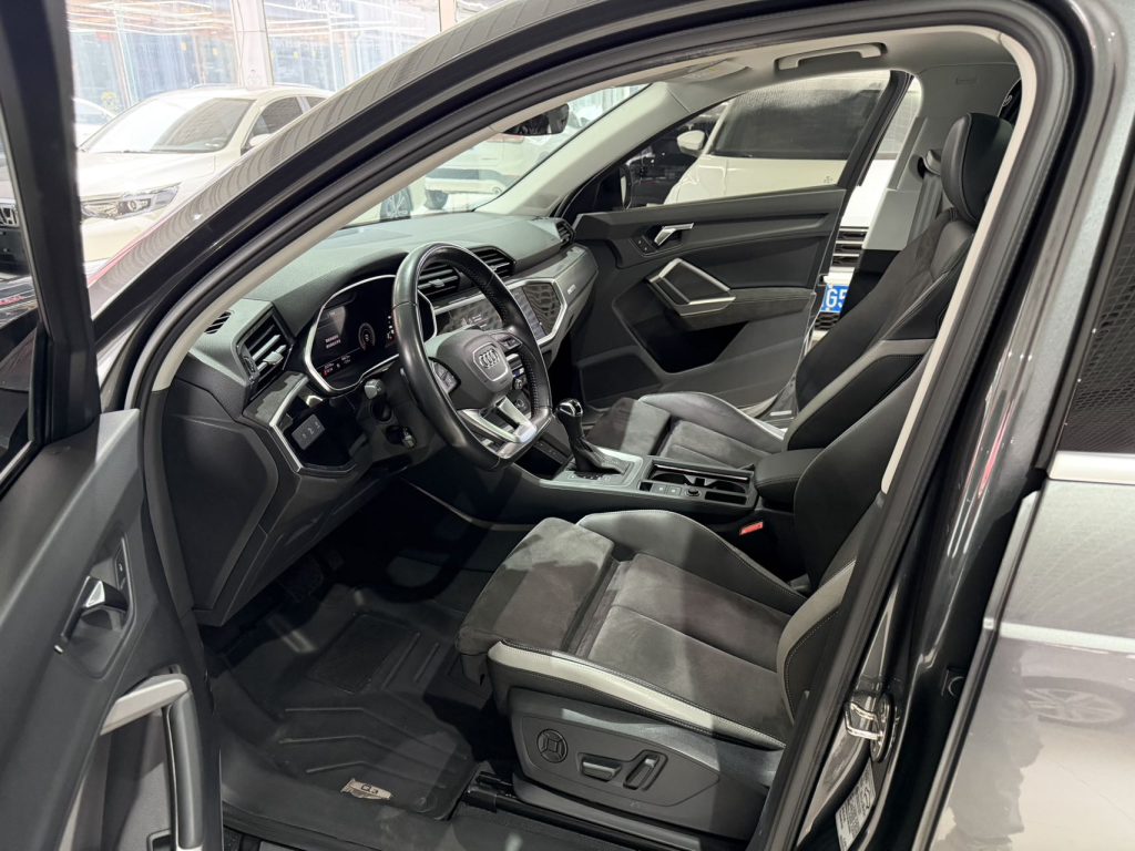 Audi Q3 2022 35TFSI Sportline - Huishida Trading