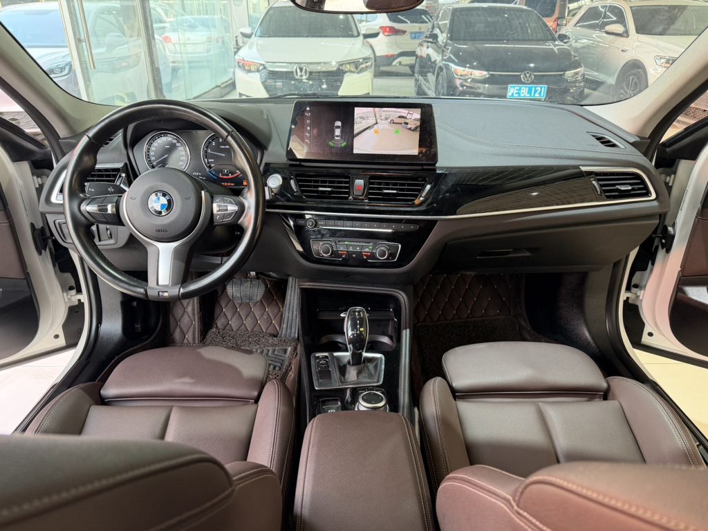 BMW 1 Series 2021 Facelift 120i M Sport Night Edition - Huishida Trading