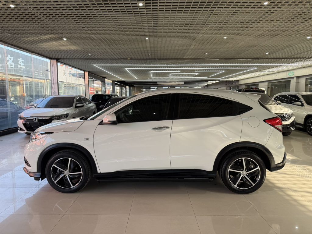 Honda Vezel 2020 1,5 л CVT Pioneer Edition - Huishida Trading