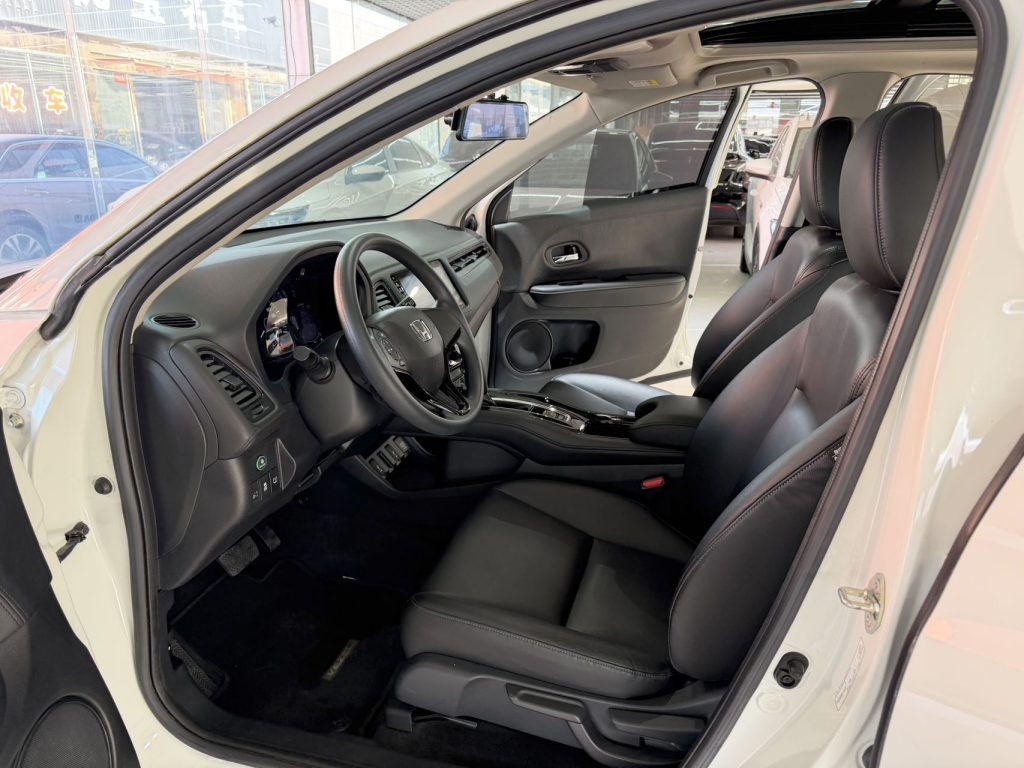 Honda Vezel 2020 1,5 л CVT Pioneer Edition - Huishida Trading