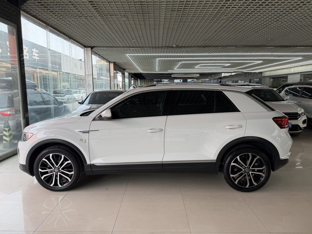Volkswagen T-ROC 2022 280TSI DSG 2WD Comfort PLUS - Huishida Trading