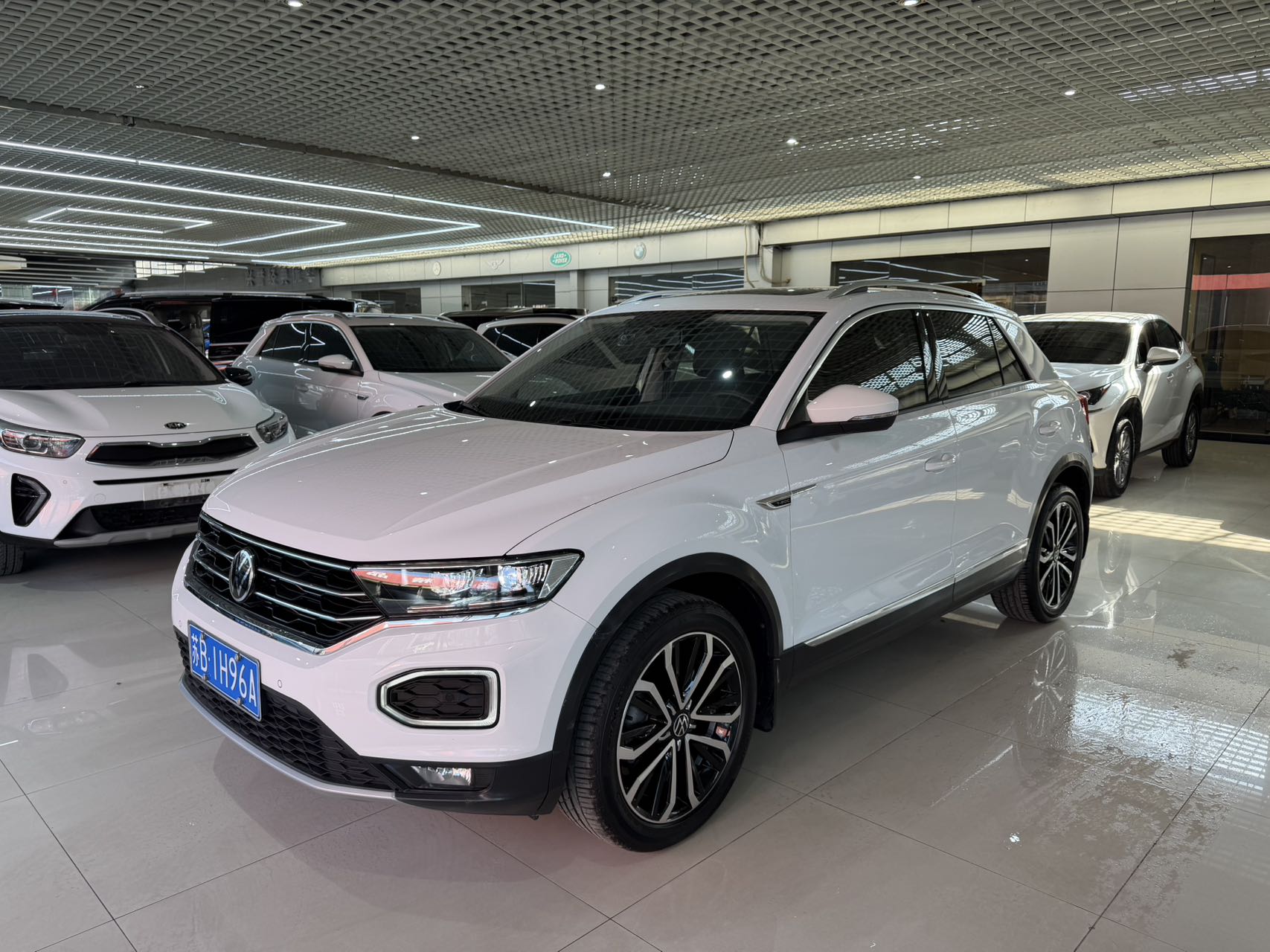 Volkswagen T-Roc 2022 280TSI DSG 2WD Comfort PLUS
