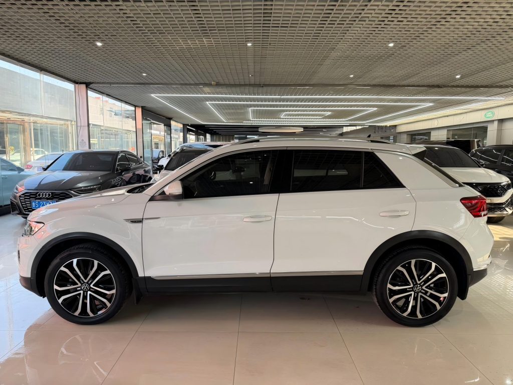 Volkswagen T-Roc 2022 280TSI DSG 2WD Comfort PLUS - Huishida Trading