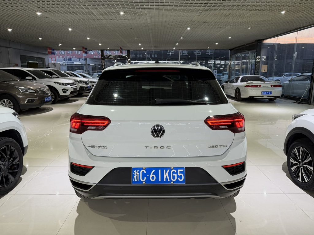 Volkswagen T-Roc 2022 280TSI DSG 2WD Comfort PLUS - Huishida Trading