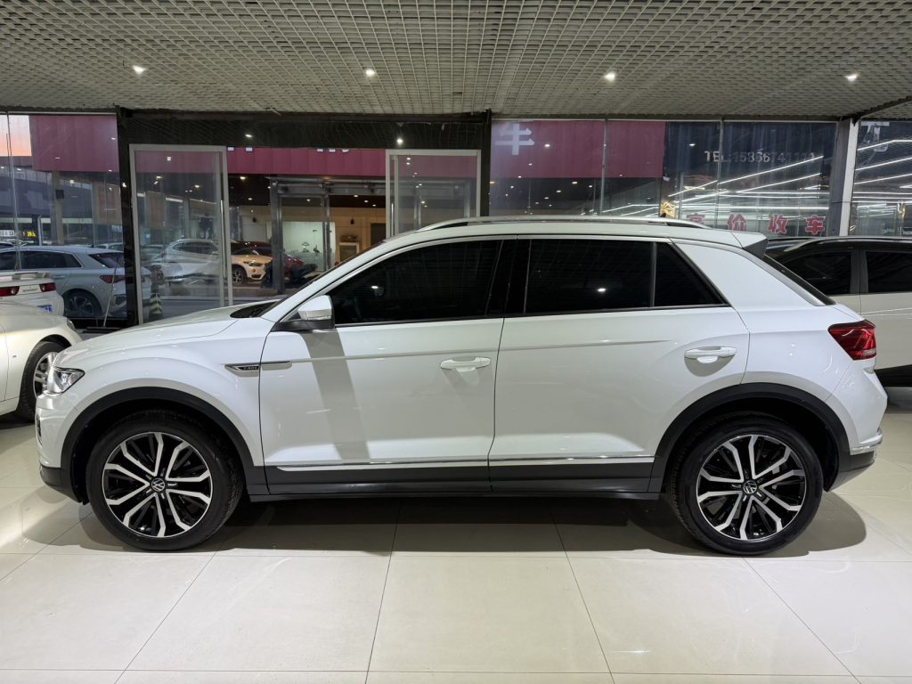 Volkswagen T-Roc 2022 280TSI DSG 2WD Comfort PLUS - Huishida Trading