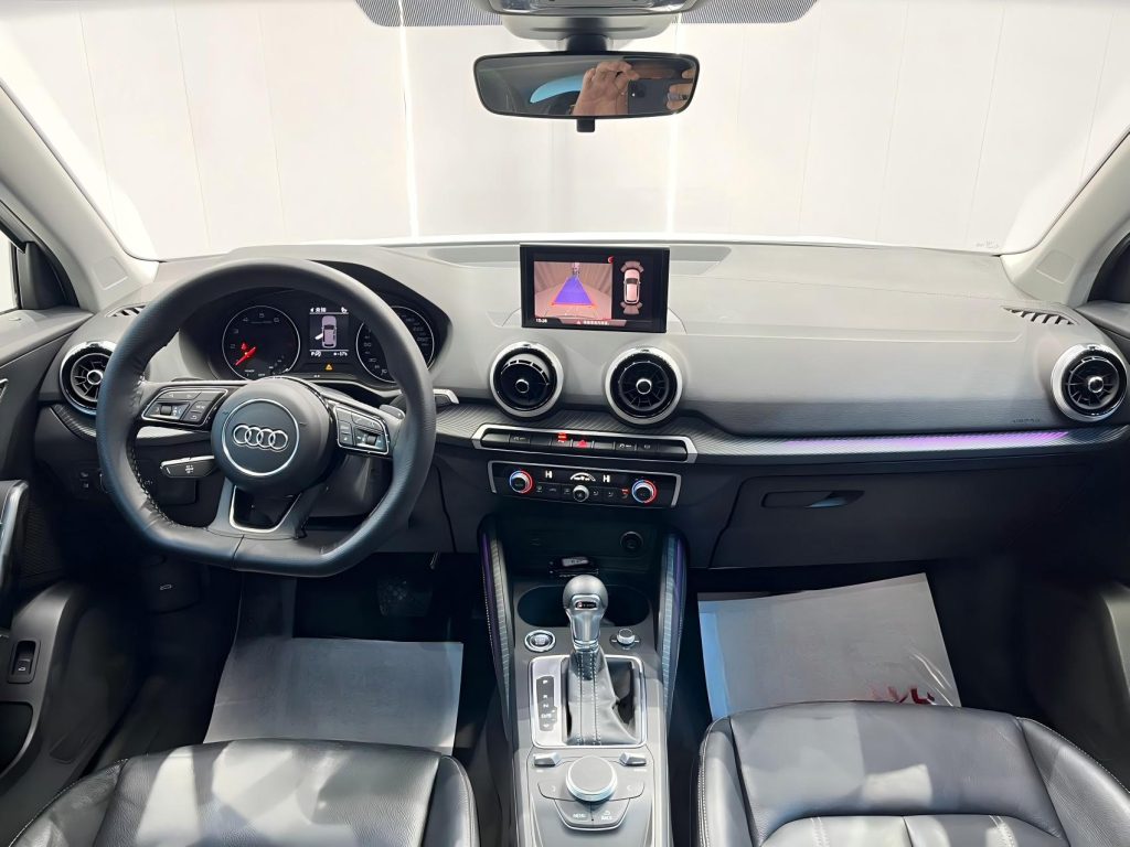 Audi Q2L 2022 35 TFSI Sporty Style - Huishida Trading