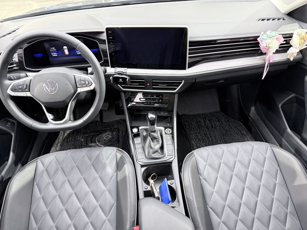 2023 Volkswagen Sagitar 280TSI DSG Transcend PLUS - Huishida Trading