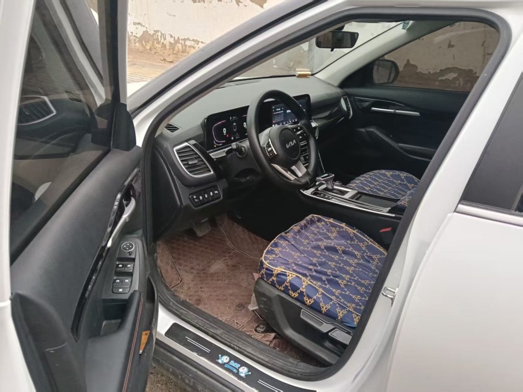 Seltos 2023 1,5 л CVT Luxury Edition - Huishida Trading