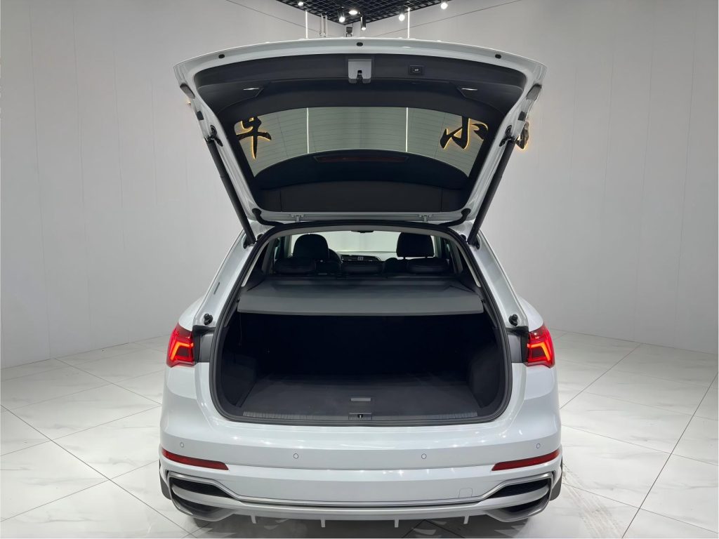 Audi Q3 2021 35 TFSI Sportline - Huishida Trading