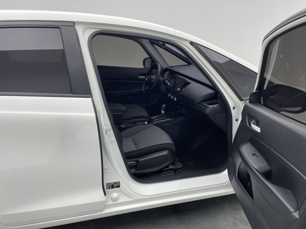 Honda Fit White 2021 1.5L CVT Trend Edition - Huishida Trading