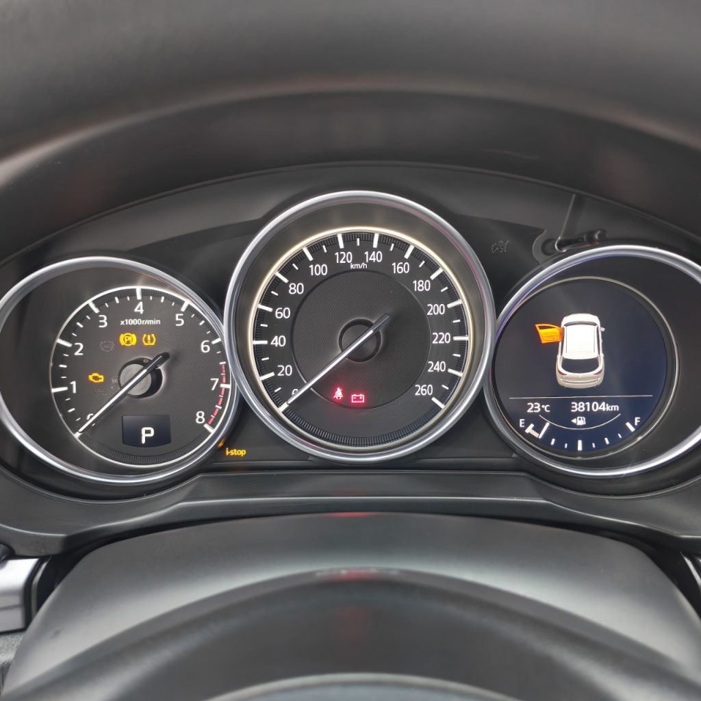 Mazda CX-5 2022 года 2,0 л Автоматическая коробка передач Передний привод Комфортная комплектация - Huishida Trading