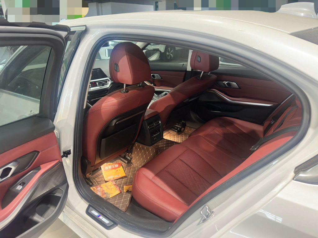 BMW 3 сери 2022 320Li M Sport Package - Huishida Trading