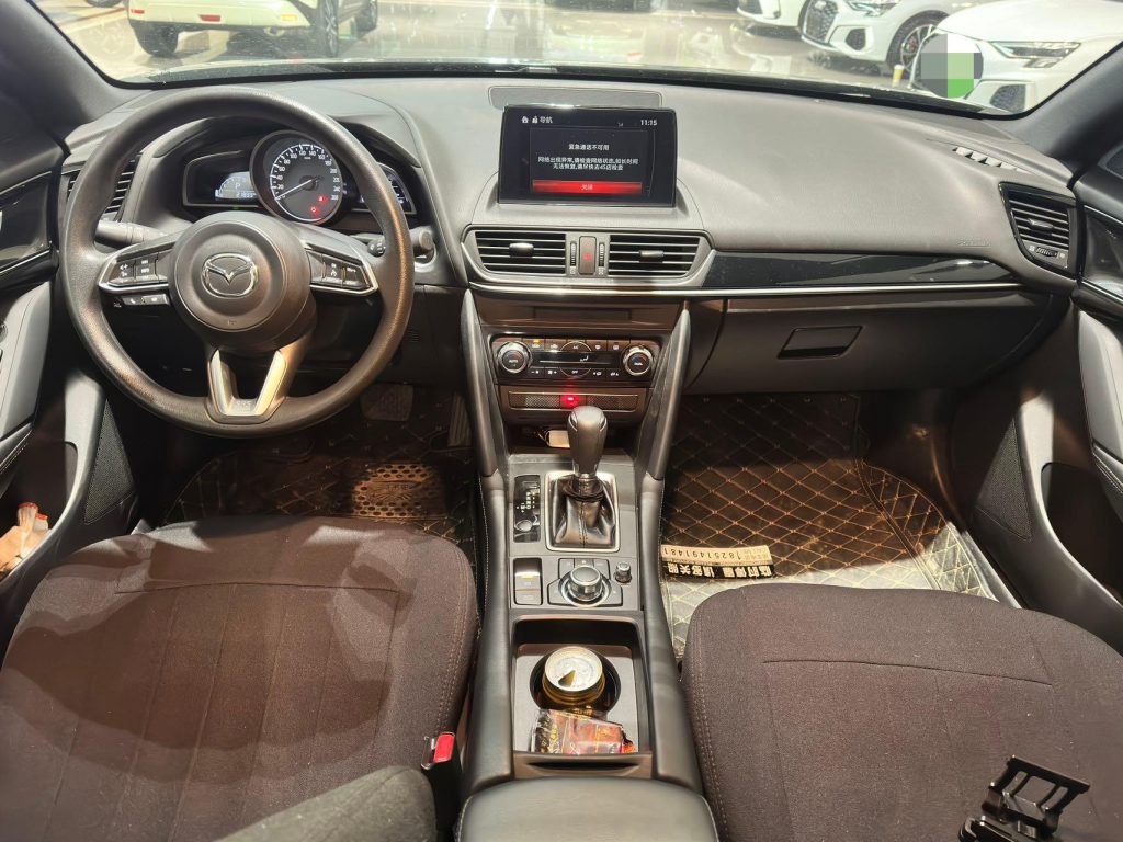 Mazda CX-4 2021 года 2,0 л Автоматическая коробка передач, передний привод Skyactiv-Explorer Edition - Huishida Trading