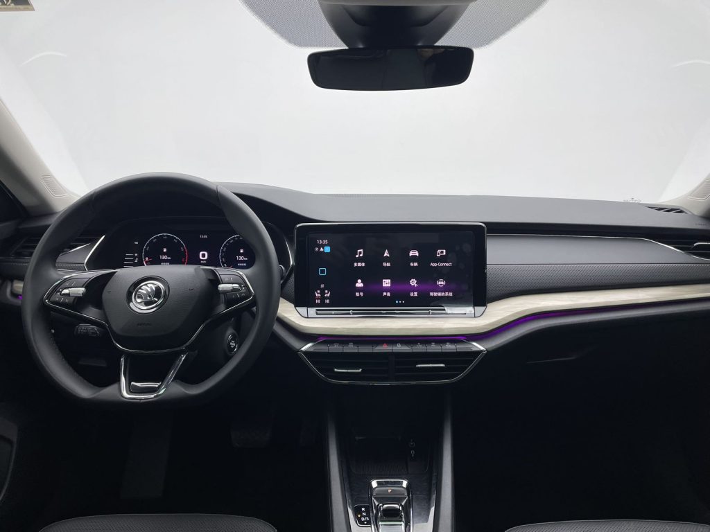 Škoda Octavia 2022 PRO TSI280 Luxury Edition - Huishida Trading