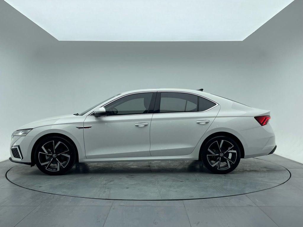 Škoda Octavia 2022 PRO TSI280 Luxury Edition - Huishida Trading