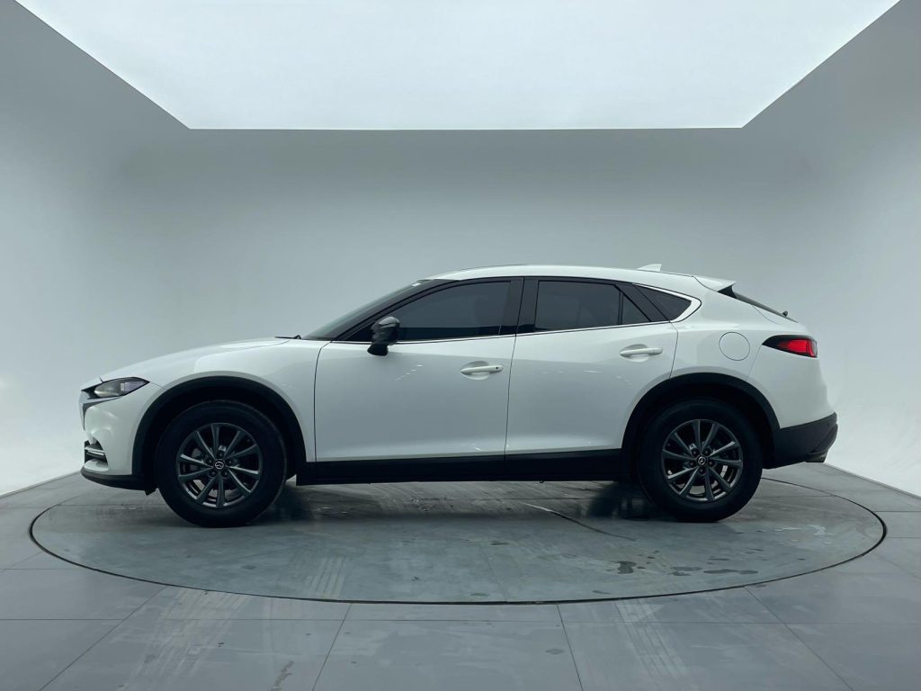 Mazda CX-4 2021 Модель 2.0L Автоматическая коробка передач Двухколесный привод Skyactiv Dynamic Edition - Huishida Trading