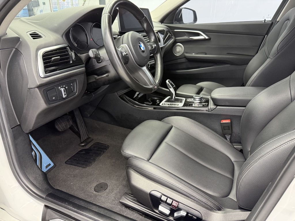 BMW 1 Series 2021 Facelift 120i M Sport Night Edition National VI - Huishida Trading