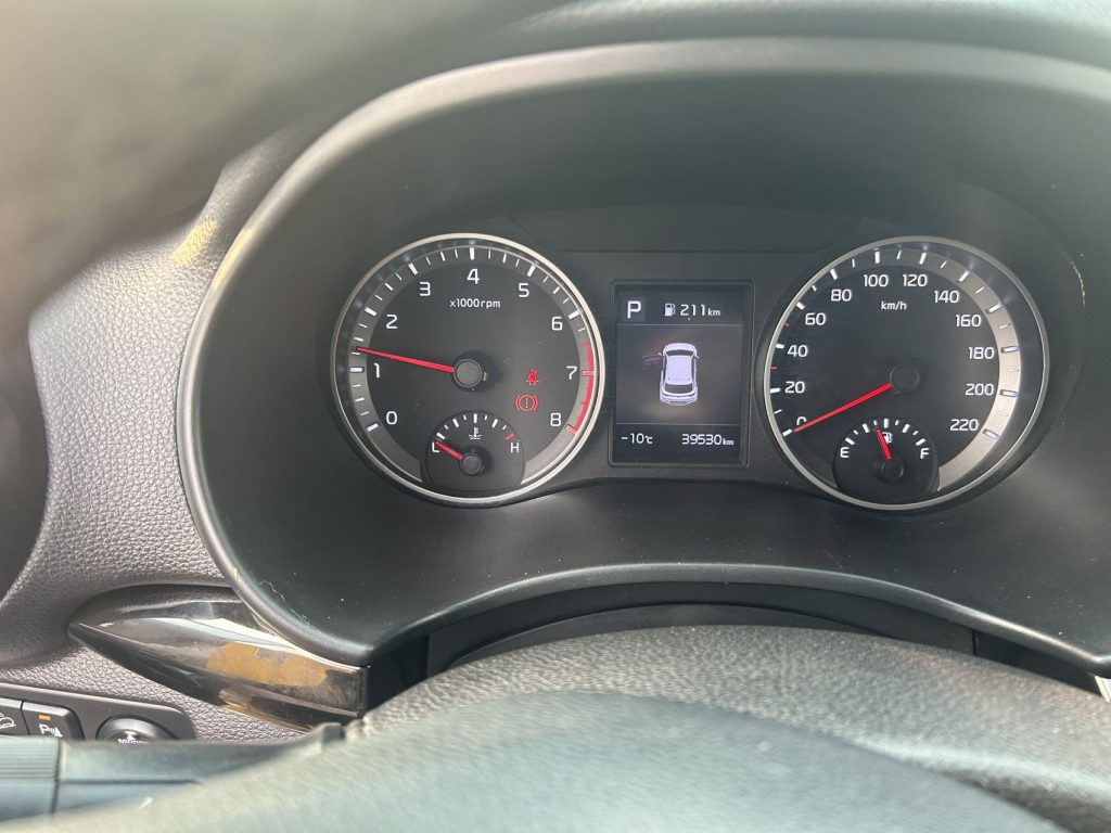 KX1 2021 1,4 л CVT Sunroof Edition - Huishida Trading