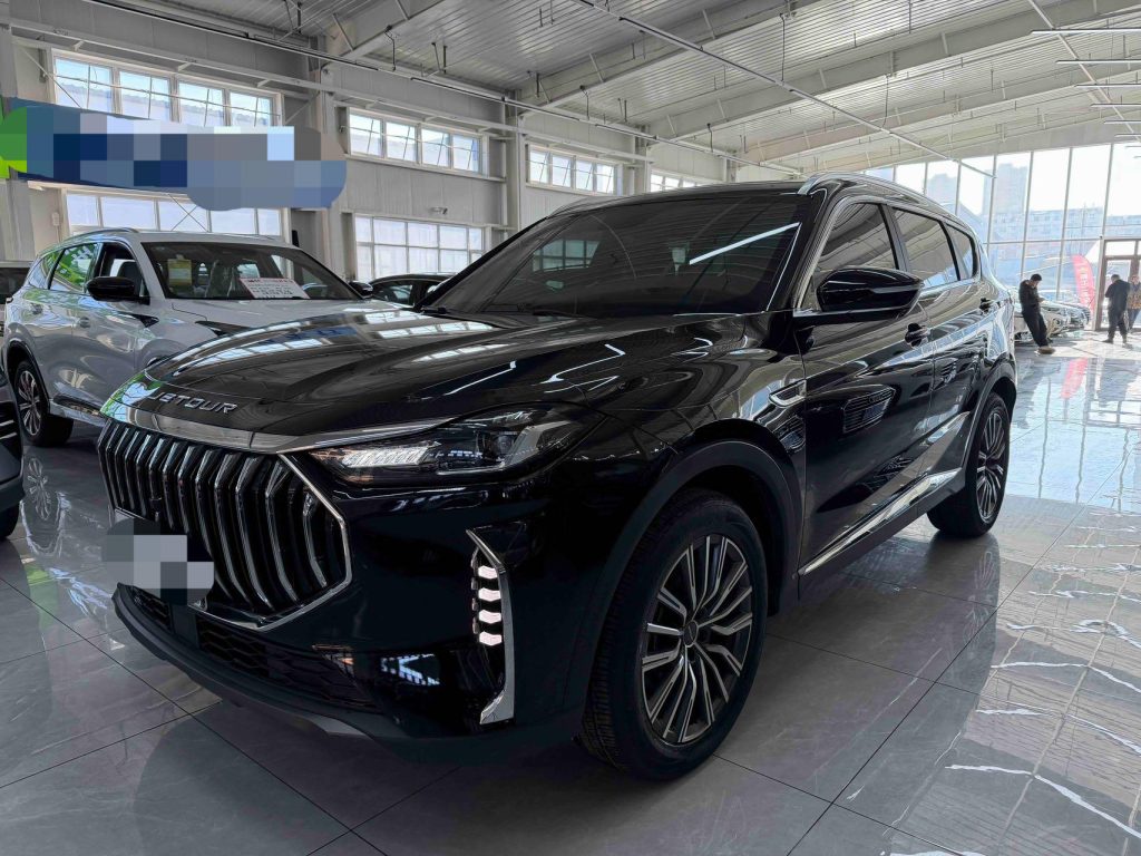 Jetour X70 PLUS 2023 Модель 1.5T DCT Brave PLUS 7-местный - Huishida Trading