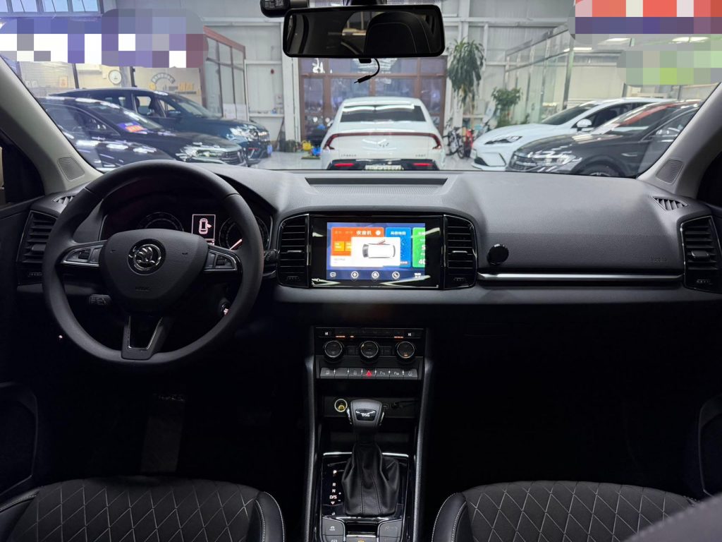 KAROQ 2021 года TSI280 Luxury Edition - Huishida Trading