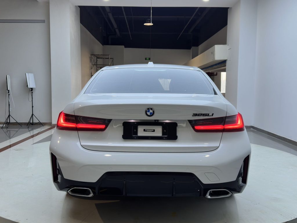 BMW 3 серии 2023 года 320Li M Sport Package - Huishida Trading