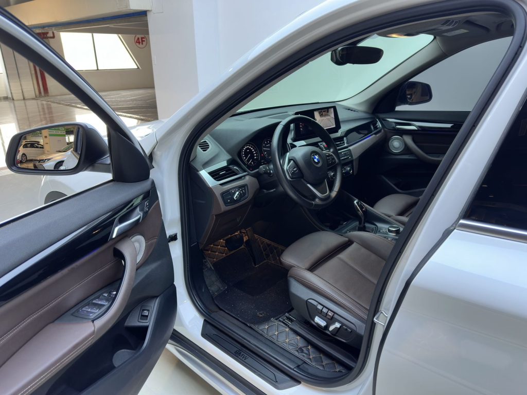 BMW X1 2022 sDrive20Li Fashion Edition - Huishida Trading