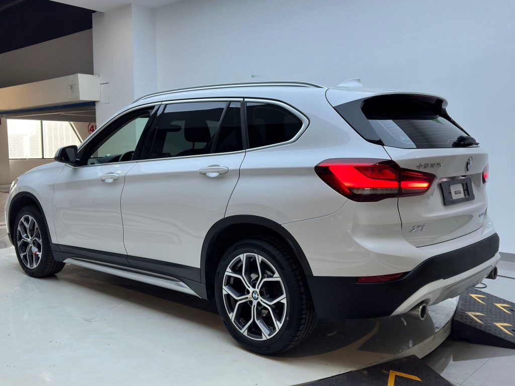 BMW X1 2022 sDrive20Li Fashion Edition - Huishida Trading