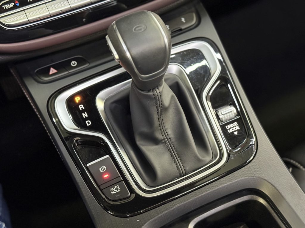 Trumpchi M6 2021 PRO 270T DCT Automatic Luxury Edition - Huishida Trading