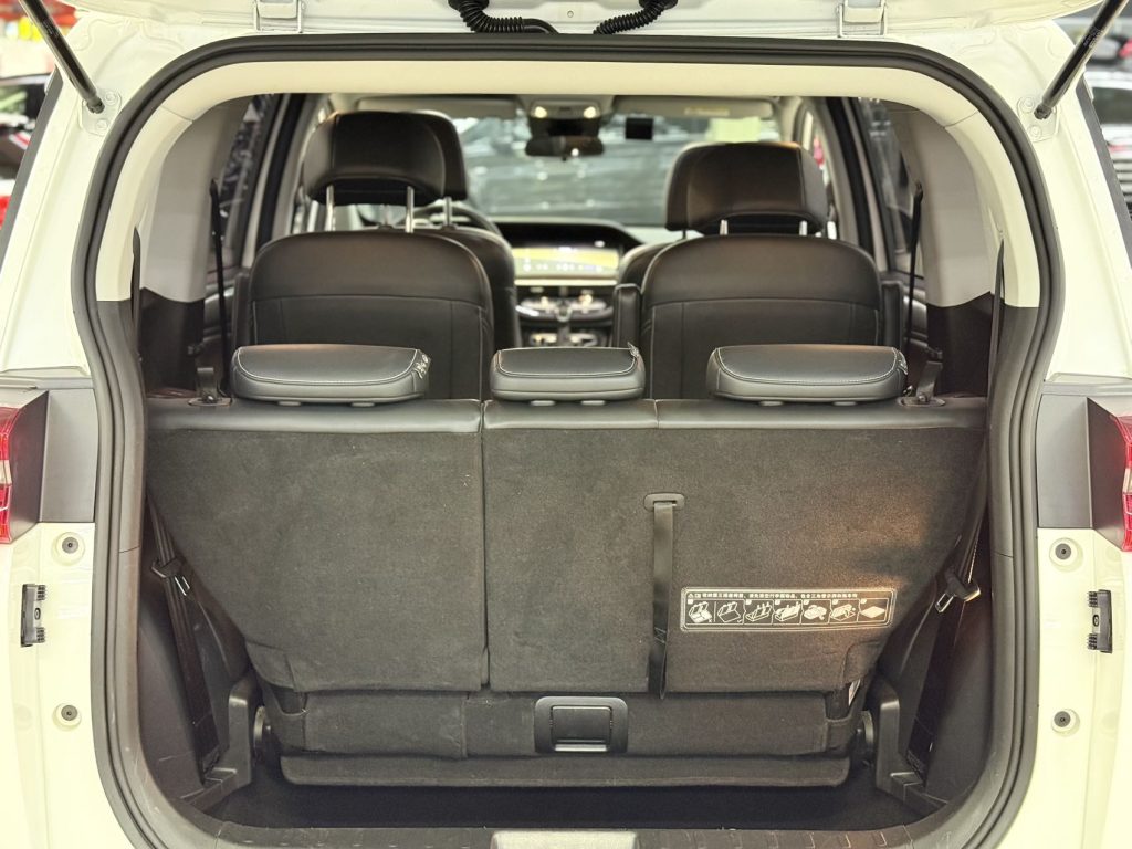 Trumpchi M6 2021 PRO 270T DCT Automatic Luxury Edition - Huishida Trading