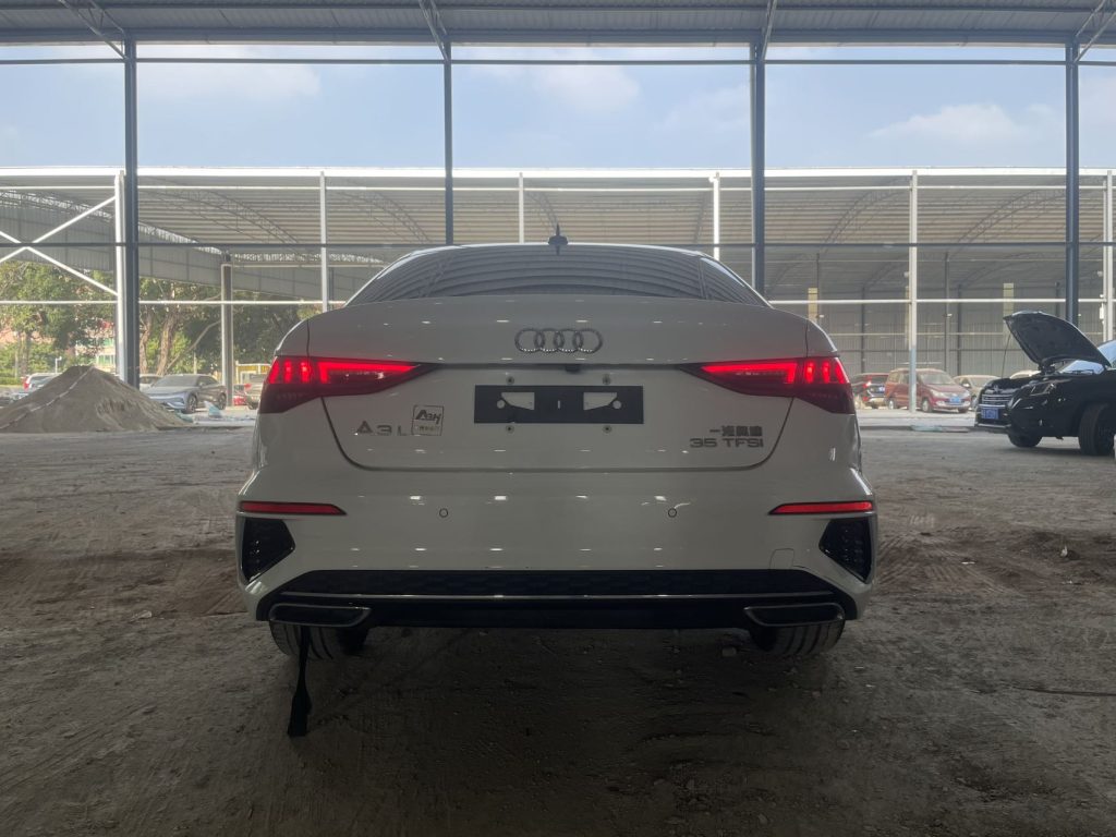 Audi A3 2022 A3L Limousine 35 TFSI Sportline - Huishida Trading