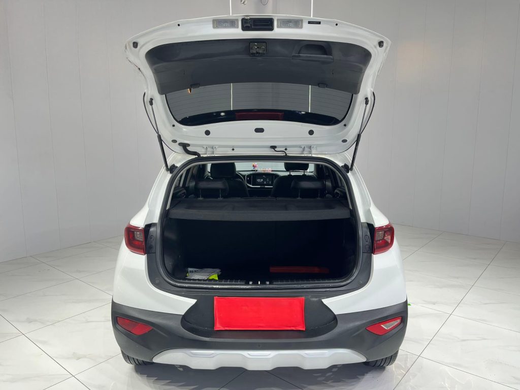 Kia KX3 2021 1,4 л CVT Sunroof Edition - Huishida Trading