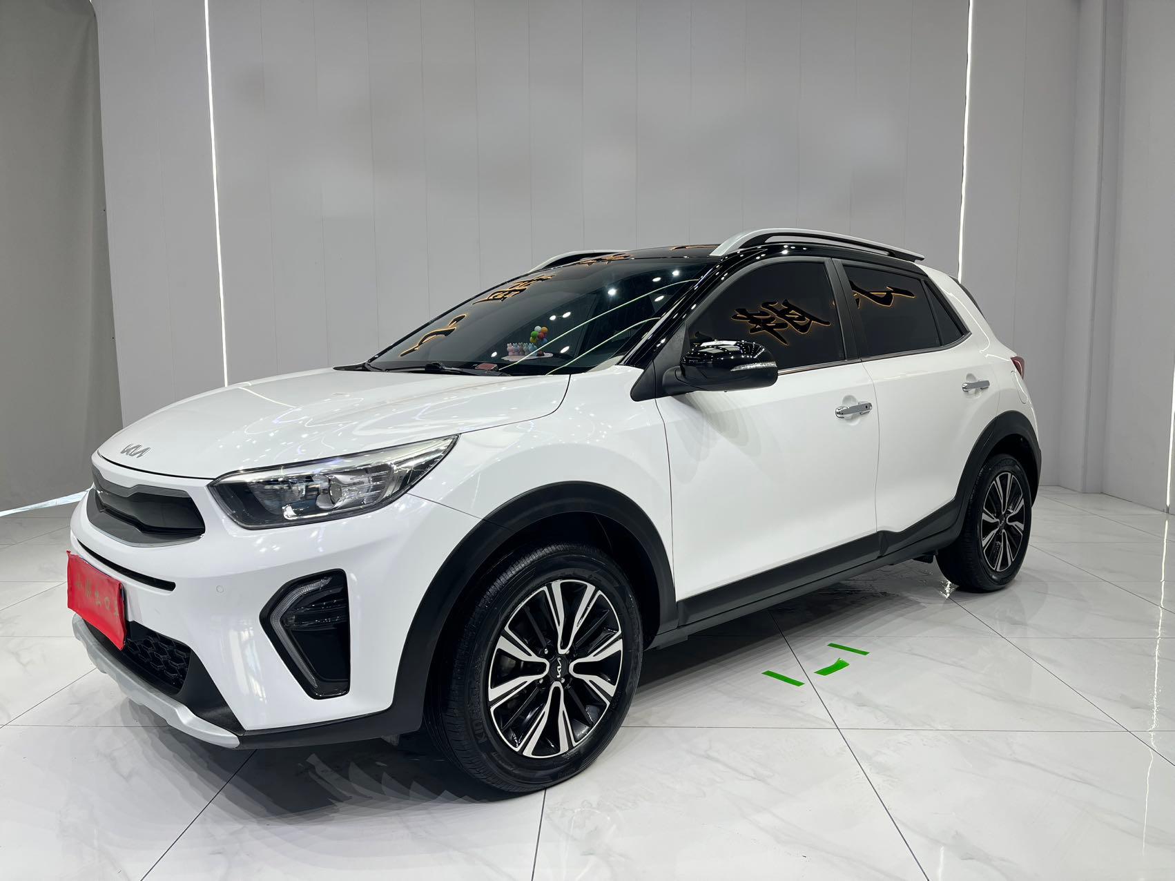 Kia KX3 2021 1,4 л CVT Sunroof Edition