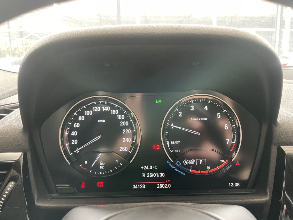 BMW 1 серии 2021 года 120i M Sport Night Edition - Huishida Trading