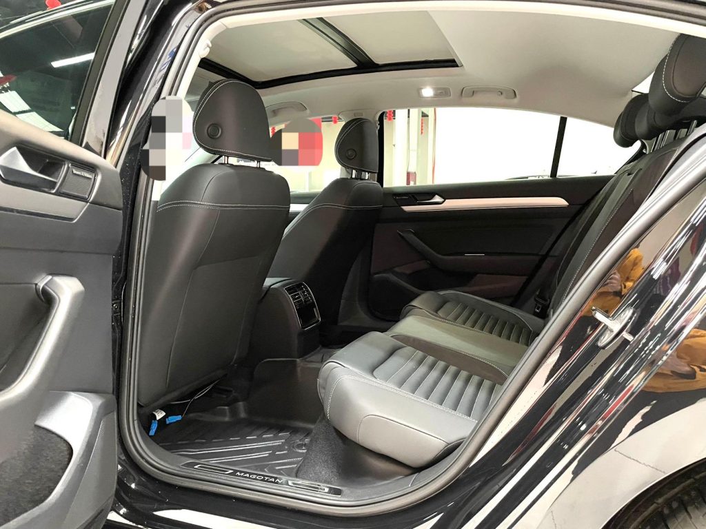 Volkswagen Magotan 2023 Модель 2-миллионная юбилейная серия 280TSI DSG Comfort - Huishida Trading