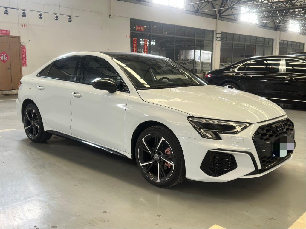 Audi A3 A3L Limousine 2021 года 35 TFSI Sportline - Huishida Trading