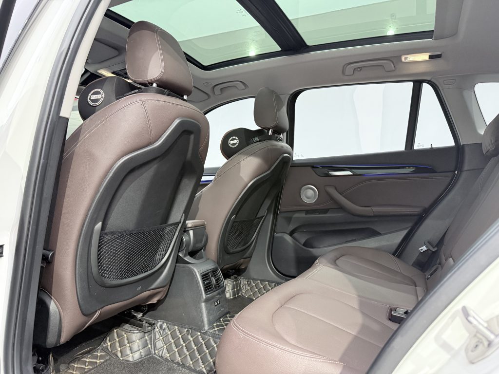 2022 BMW X1 sDrive20Li Luxury Edition - Huishida Trading