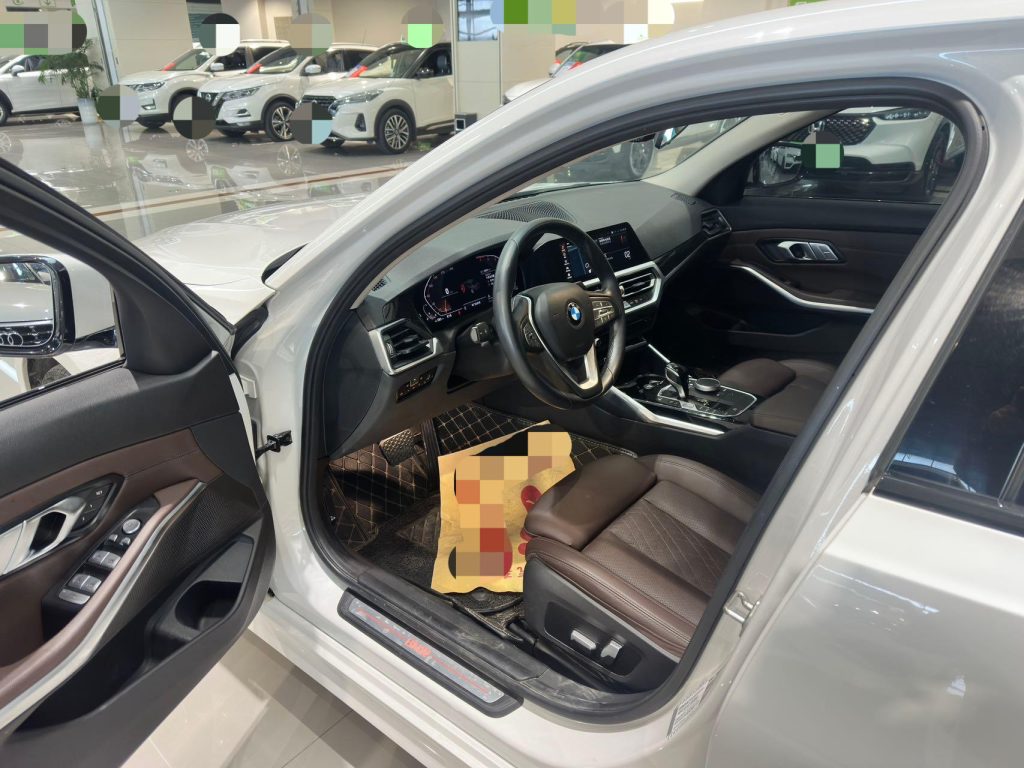 BMW 3 серии 2022 320i Sport Line - Huishida Trading