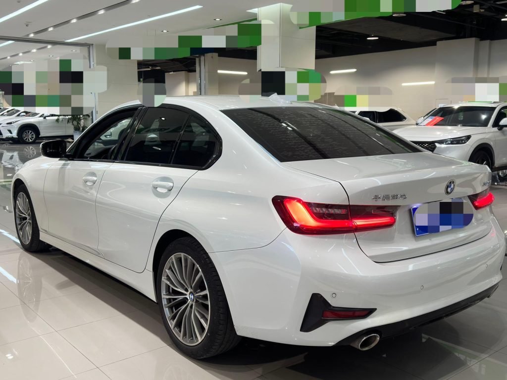 BMW 3 серии 2022 320i Sport Line - Huishida Trading
