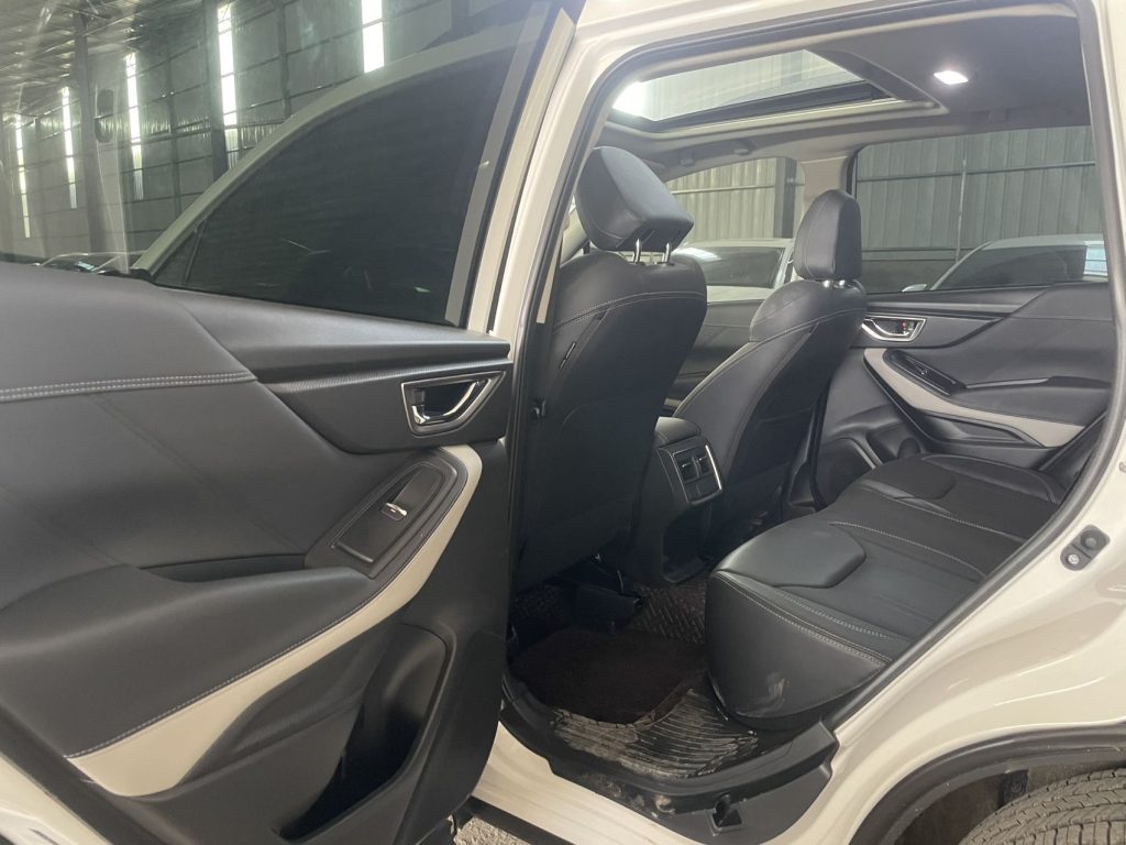 Subaru Forester 2022 2.0i AWD Luxury Edition EyeSight - Huishida Trading