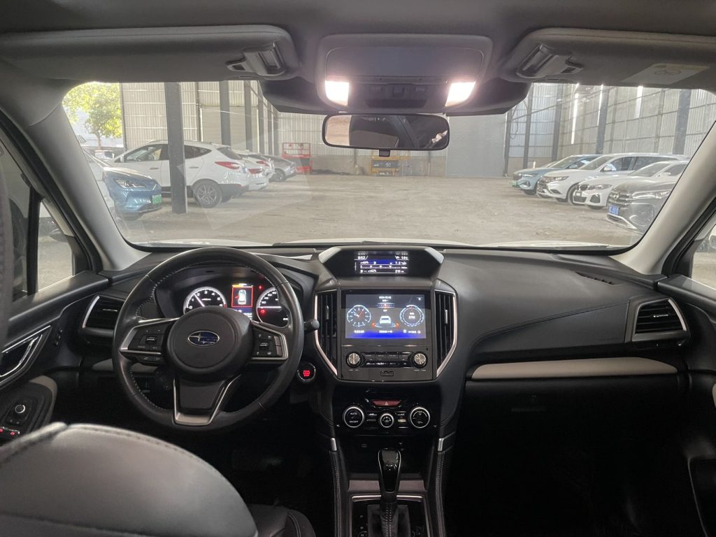 Subaru Forester 2022 2.0i AWD Luxury Edition EyeSight - Huishida Trading